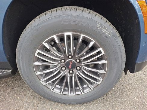 New 2026 GMC Yukon XL Elevation image 5