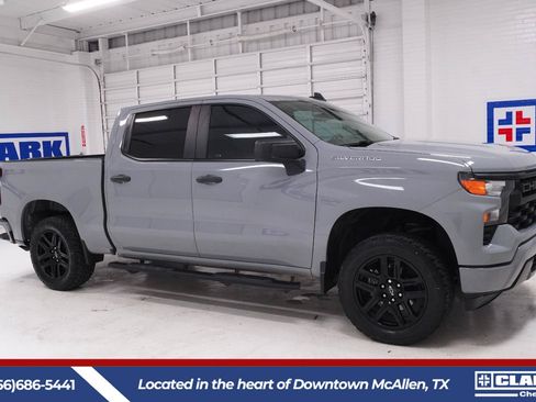 Used 2024 Chevrolet Silverado 1500 Custom RWD image 4