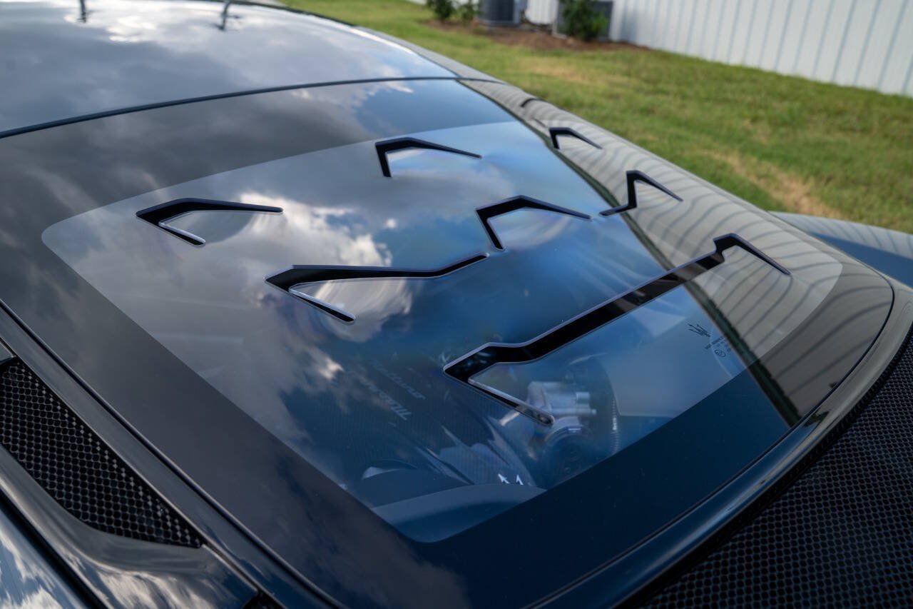 Used 2023 Maserati MC20 Coupe RWD image 40