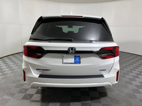 New 2026 Honda Odyssey Sport-L image 8