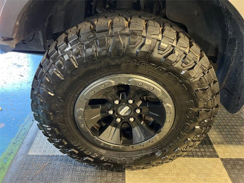 Used 2018 Ford F150 Raptor w/ Equipment Group 802A Luxury image 8