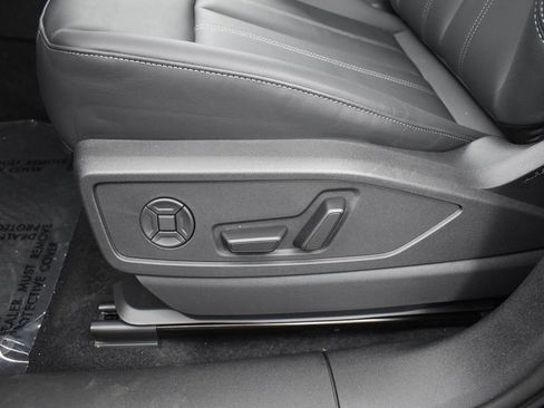 New 2026 Audi Q5 Premium AWD/4WD image 8