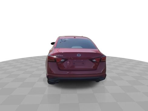 Used 2023 Nissan Altima 2.5 SR FWD image 7