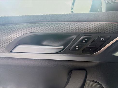 Used 2023 BMW X4 M40i w/ Premium Package image 7