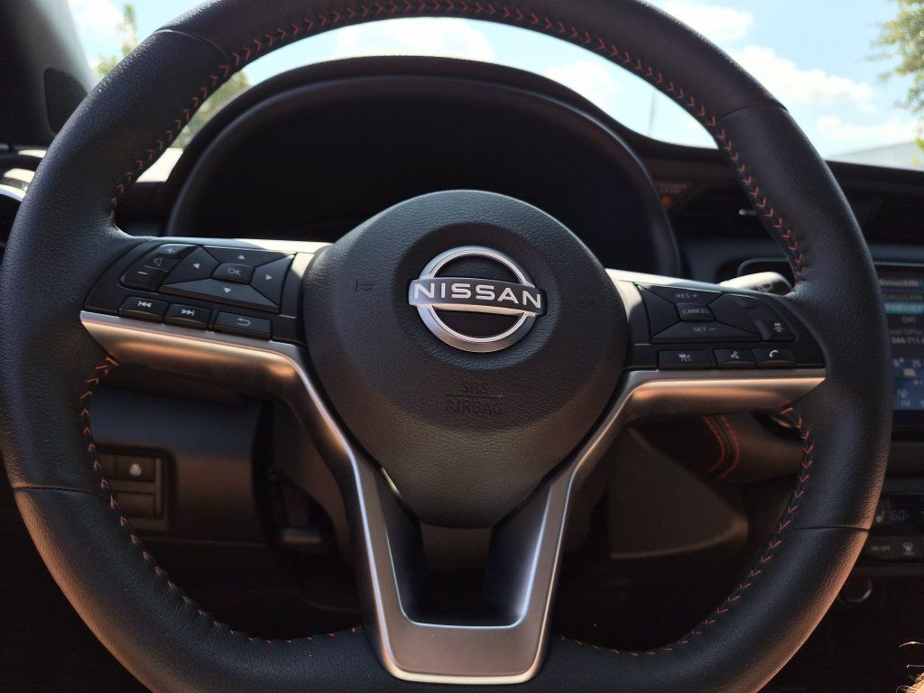 Certified 2023 Nissan Kicks SR w/ SR Premium Package FWD image 24