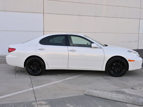 Used 2005 Lexus ES 330 image 7