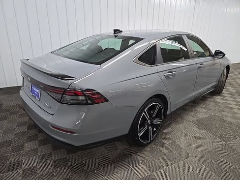 Used 2023 Honda Accord Sport image 10