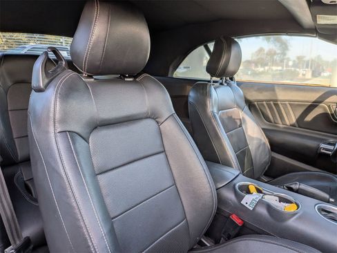 Used 2022 Ford Mustang Premium image 32