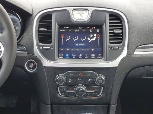 Used 2023 Chrysler 300 Touring L w/ Popular Equipment Group image 30