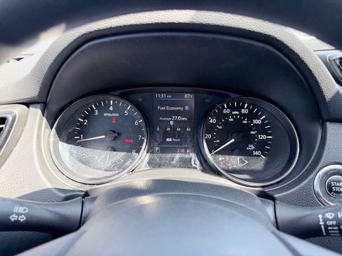 Used 2020 Nissan Rogue Sport SV FWD image 20
