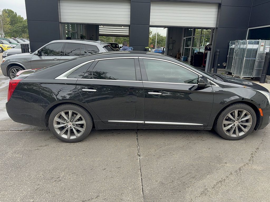 Used 2014 Cadillac XTS FWD image 4