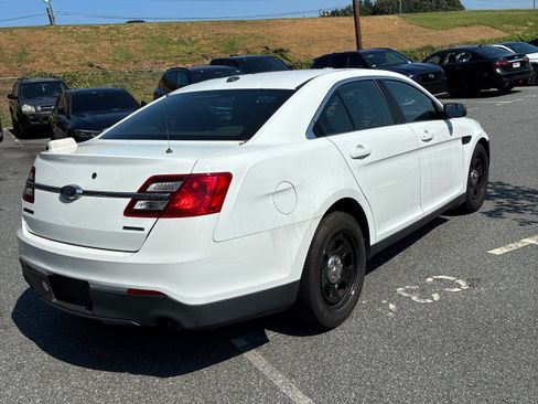 Used 2018 Ford Taurus Police Interceptor FWD image 5