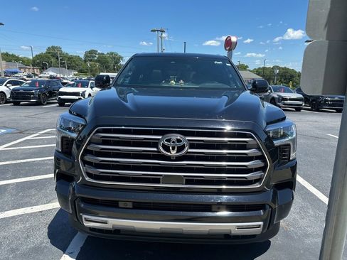 Used 2025 Toyota Sequoia Limited AWD/4WD image 2