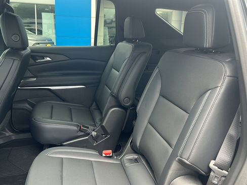 New 2026 Chevrolet Traverse LT w/ Driver Confidence Package AWD/4WD image 14