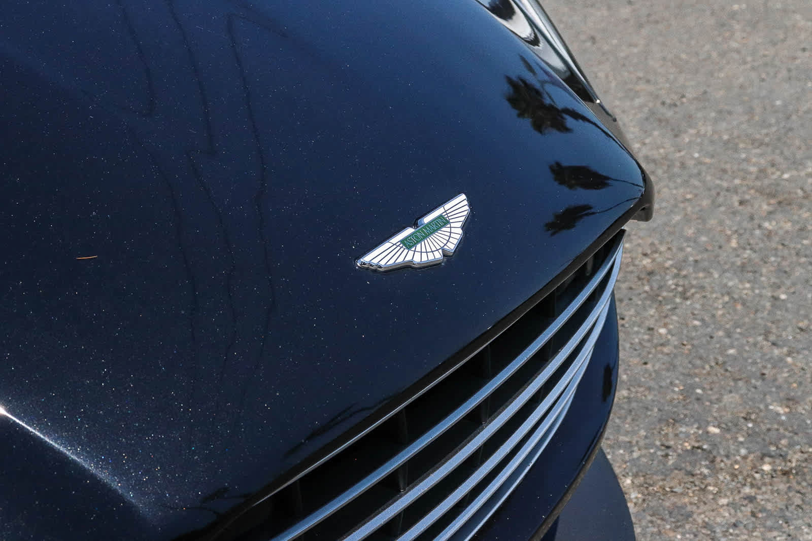 Used 2020 Aston Martin DB11 Coupe RWD image 6