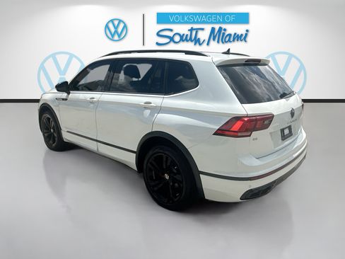 Used 2023 Volkswagen Tiguan SE R-Line FWD image 5