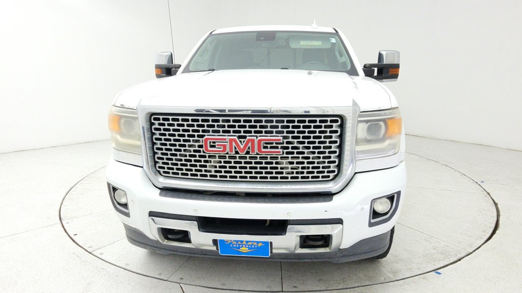 Used 2015 GMC Sierra 2500 Denali w/ Duramax Plus Package AWD/4WD image 2