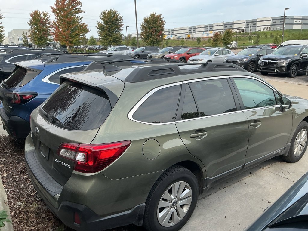 Used 2019 Subaru Outback 2.5i Premium AWD/4WD image 8