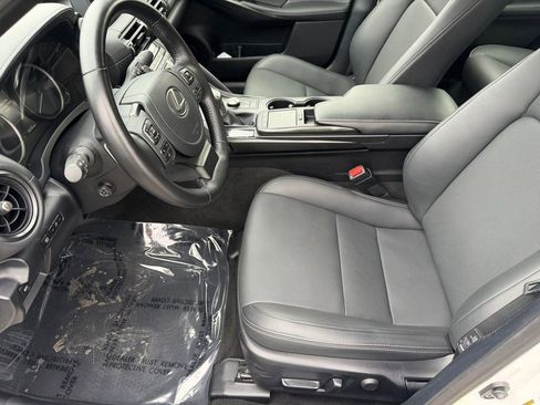 Used 2024 Lexus IS 300 AWD w/ Premium Package image 13