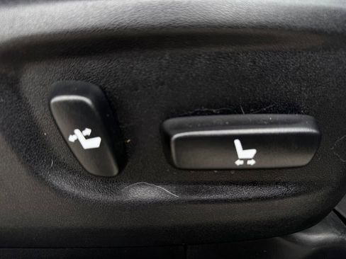 Used 2023 Toyota 4Runner SR5 Premium w/ SR5 Premium Package image 28