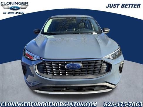 New 2026 Ford Escape Active image 2