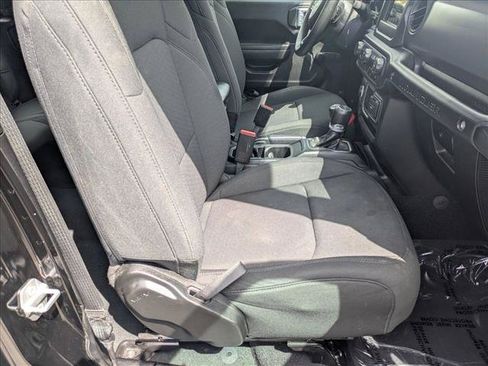 Used 2023 Jeep Wrangler Unlimited Sport AWD/4WD image 19