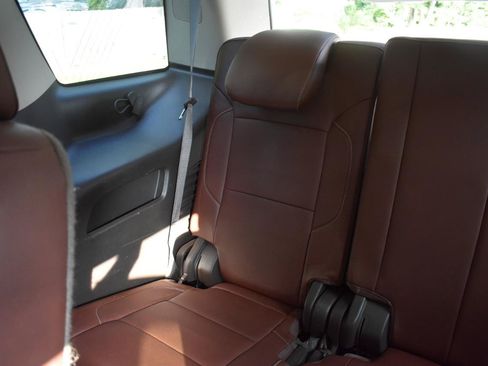 Used 2015 Chevrolet Tahoe LTZ RWD image 27