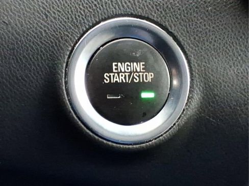 Used 2023 GMC Terrain SLT w/ LPO, Floor Liner Package image 23