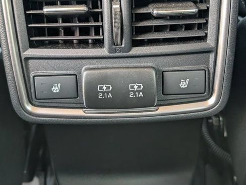 Used 2023 Subaru Forester Touring AWD/4WD image 32