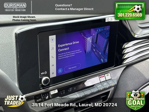 Used 2025 Toyota Camry LE w/ Convenience Package FWD image 14