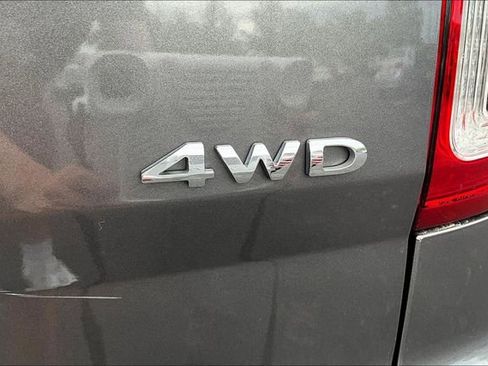 Used 2013 Ford Explorer XLT AWD/4WD image 5