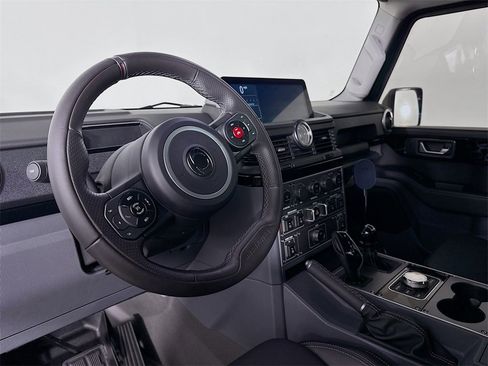 Used 2025 INEOS Grenadier Fieldmaster Edition image 4