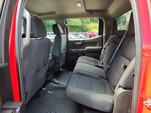Used 2022 Chevrolet Silverado 1500 RST AWD/4WD image 34