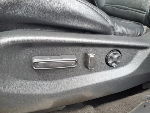 Used 2018 Honda CR-V EX-L image 3