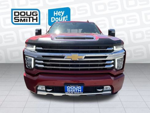 Used 2022 Chevrolet Silverado 3500 High Country w/ Technology Package AWD/4WD image 2