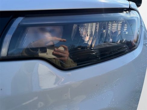 Certified 2024 Jeep Compass Limited image 22