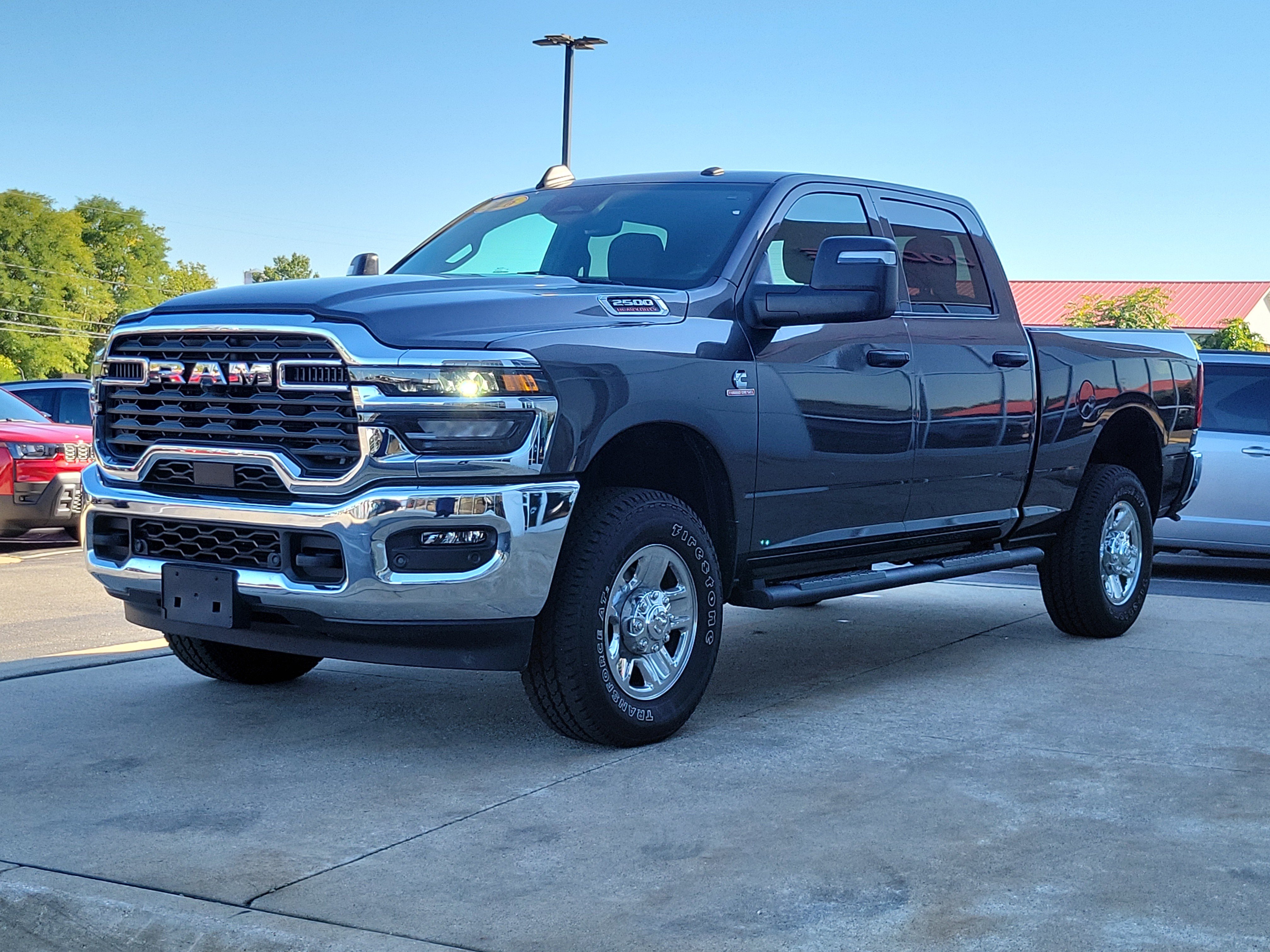 Used 2026 RAM 2500 Tradesman AWD/4WD image 2