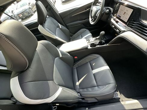 New 2026 Toyota Camry SE FWD image 41