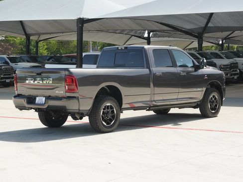 Used 2025 RAM 2500 Laramie AWD/4WD image 5