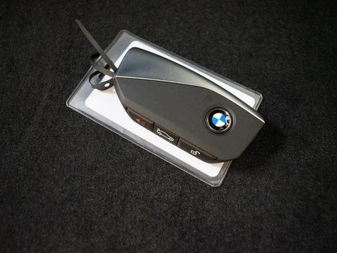 New 2026 BMW iX xDrive45 image 27