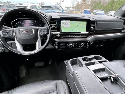 Used 2025 GMC Sierra 1500 SLT image 16
