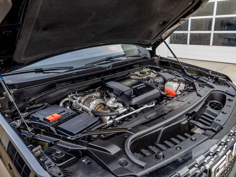 Used 2024 GMC Yukon Denali Ultimate image 42