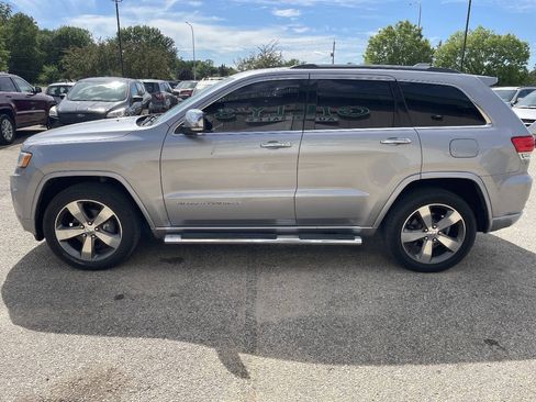 Used 2016 Jeep Grand Cherokee Overland w/ Advanced Technology Group RWD image 5
