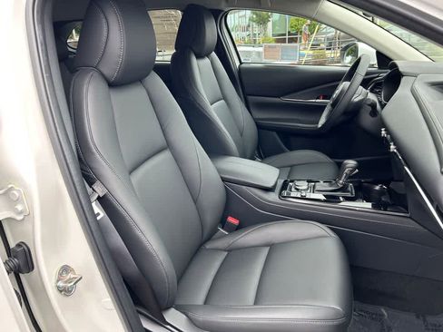 Used 2025 MAZDA CX-30 AWD 2.5 S w/ Preferred Package image 15