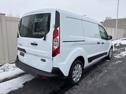 Used 2022 Ford Transit Connect XLT image 3