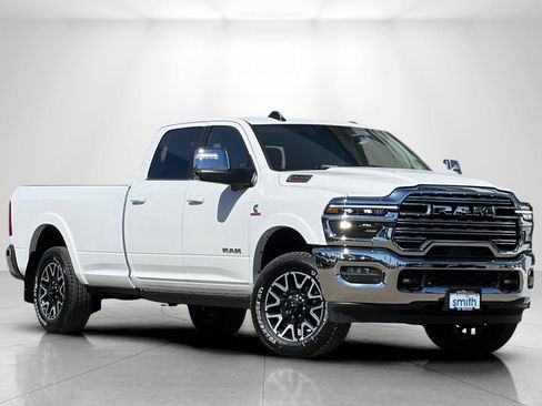 New 2026 RAM 2500 Limited AWD/4WD image 2