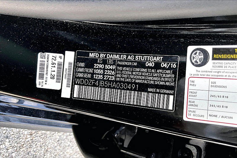 Used 2017 Mercedes-Benz E 300 image 26