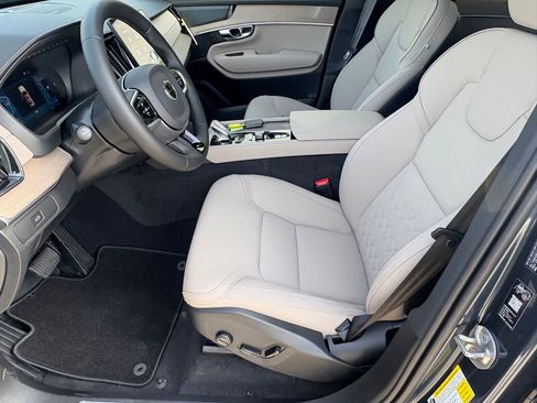 New 2026 Volvo XC90 B5 Plus w/ Protection Package Premier AWD/4WD image 18