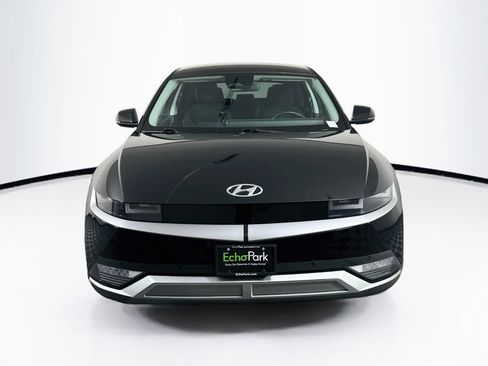 Used 2024 Hyundai Ioniq 5 SEL RWD image 2