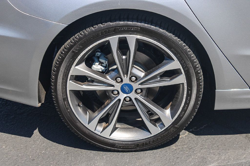 Certified 2020 Ford Fusion Titanium FWD image 10
